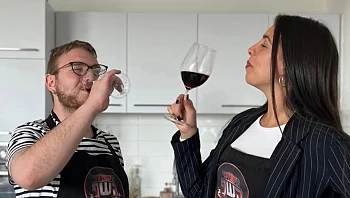 מרוסיה באהבה: מתכון לבורשט עז טעמים עם צבע שיהפנט אתכם