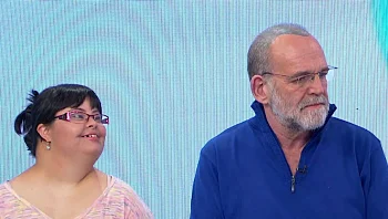 אלי כהן, אדריאל הפאות שגאה להעסיק עובדת עם תסמונת דאון