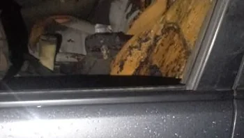 חשד: פלסטיני תקף נהג ישראלי, הצית את רכבו - ונמלט