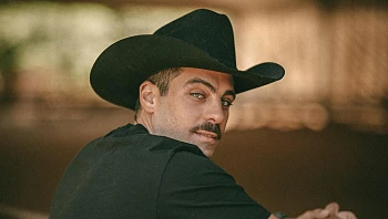 Point of View: עומר נצר משחרר סינגל חדש מתוך האלבום שבדרך