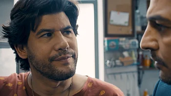 שאטו עין כרם, עונה 2, פרק 4 - מגדת עתידות