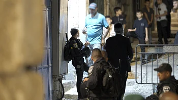 רגע האמת VOD | פרק 2: מדינה בהפרעה