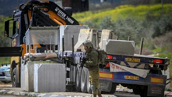 בת 40 התחזתה לפלסטינית, רצה עם סכין - ונורתה בחשד שהיא מחבלת