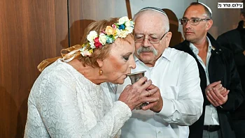 אלמה ויעקב התגרשו לאחר 50 שנות נישואין, הכירו ברשת - והתחתנו השנה