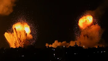 בתגובה על פיצוץ מטען בקו הצהוב: צה"ל תקף יעדי חמאס ברצועה