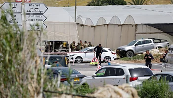 פיגוע ירי בבקעה: 2 אחיות נרצחו - האם במצב אנוש