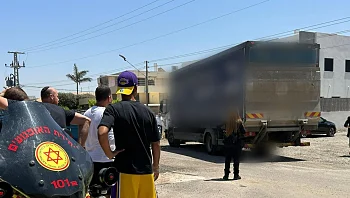 טרגדיה בשפלה: בן 7 שרכב על אופניים נהרג מפגיעת משאית