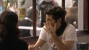 המקום, עונה 1, פרק 5: "אימפרוביזציה"