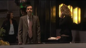 המקום, עונה 1, פרק 8: "טעם העיר"