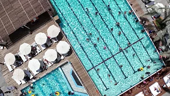 המבקר: ניב גלבוע בודק את המלון הכול כלול "ספורט קלאב" - באילת