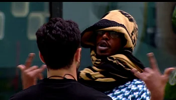 אברהם: "הוא קילל את אחותי ואני מגזים?"