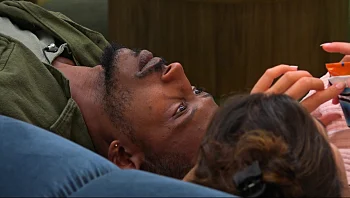 "רק ממני מצפים לספוג ולסלוח על הכל": מה אברהם חושב על התקרית עם גיא?