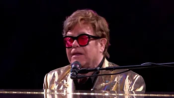 אלטון ג'ון נפרד מבריטניה: כוכב הפופ האגדי הופיע בפעם האחרונה