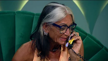 שיחת הטלפון המרגשת שאתי קיבלה