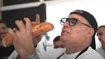 גילינו את הסוד: זה מה ש"לחם חביתה" שם בסנדוויץ' המושלם שלו