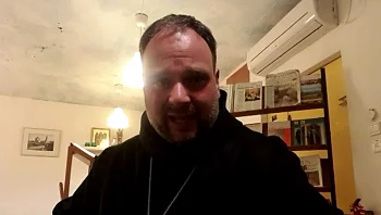 ההשפלה בירושלים: הכומר התבקש להוריד את הצלב מצווארו בביקור בכותל