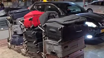 "המצב מלחיץ": הישראלים ששוקלים לרדת מהארץ בשל החקיקה