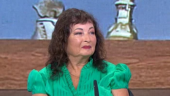 "אני המבוגרת ביותר בתחרויות האלה": הסבתא שיורה לכל הכיוונים