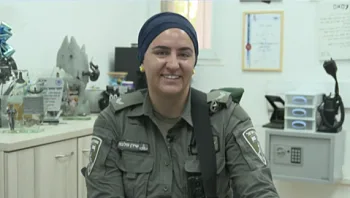 בחצאית ו-M16: ריאיון עם המג"בניקית החרדית הראשונה בצה"ל