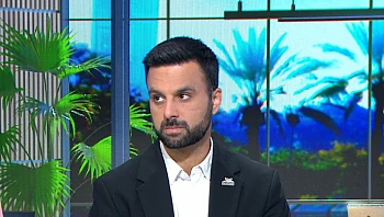 "אני הולך להרביץ לו, אני שונא אותו": פעיל ההסברה שהותקף במטוס