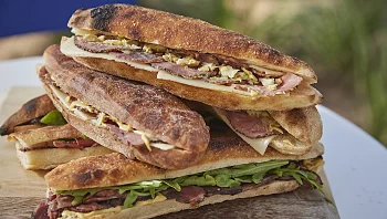 ההצלה של הקיץ: בית הקפה המעולה פותח סניף חדש צמוד לגן שעשועים