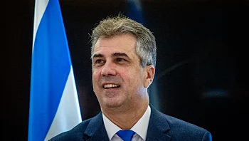 פרשת הדרכונים: מנכ"ל משרד החוץ לשעבר נחקר באזהרה