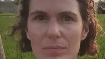 רוני נלחמת לשחרור אחותה שנחטפה: "נמשיך לנסות ללחוץ"