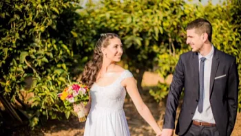 אימו של אלמוג בן השנתיים נרצחה, אביו נחטף לעזה