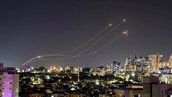 בחצות בדיוק, עם קבלת השנה החדשה: מטח כבד לדרום ולגוש דן
