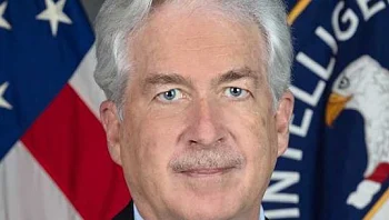 המאמץ להשבת החטופים: ראש ה-CIA ינחת בישראל