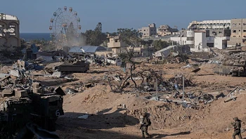 ישראל אישרה פינוי של 50 חולים משיפא - חמאס אפשר לפנות רק 7