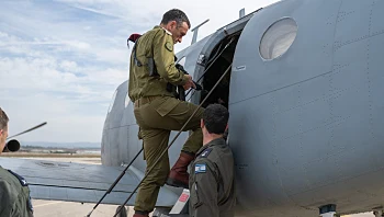 "עד הניצחון": הרמטכ"ל טס מעל עזה ושוחח עם מח"ט גולני בקשר