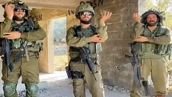 ריקודים בעוטף - וקרם פנים באפוד: החיילים שכבשו את הרשת