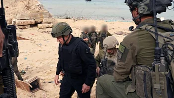 גלנט: "לא נעזוב את עזה עד להשבת החטופים. כל מו"מ יהיה תחת אש"