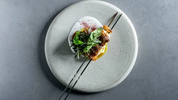 בגלל המלחמה: המסעדה שמשנה כיוון כדי לתמוך ביצרנים מקומיים