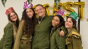 "התריעו ונתנו את כולן": משפחות התצפיתניות שנרצחו דורשות צדק