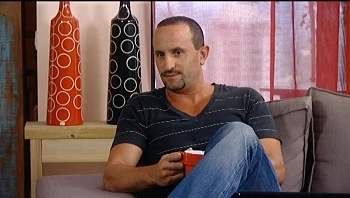 החברים של נאור, עונה 3, פרק 11: ההיא מטוקבק