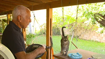 "זרעים של תקווה": בבארי מנסים לשוב לשגרה - ולהתחיל מחדש
