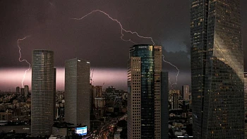 גשמים חזקים, ברקים ורעמים: החורף הגיע לביקור קצר