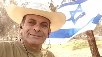 "ישבתי על הכביש ובכיתי": יוסי הקים אוהל תרומות והציוד נגנב