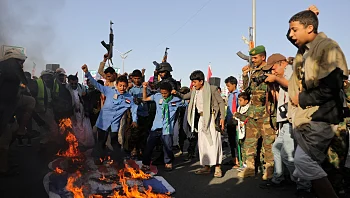 החות'ים מתכוננים למתקפה: "נשגר עשרות כטב"מים וטילים לישראל"