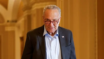 מנהיג הרוב בסנאט: בוחנים הצבת תנאים לסיוע לישראל