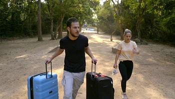 פקין אקספרס VOD | פרק 1: פרק הפתיחה