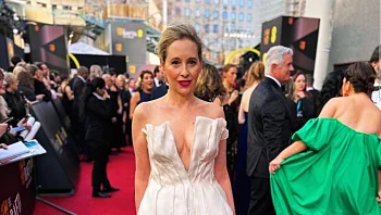 התמיכה בישראל על השטיח האדום של טקס הבאפט"א: "אני שם בשבילכם"