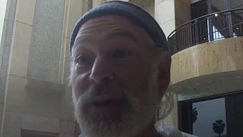 "יש חטופים! מה לעזאזל, איפה כולם? בני זו*** לא אוהבים יהודים"