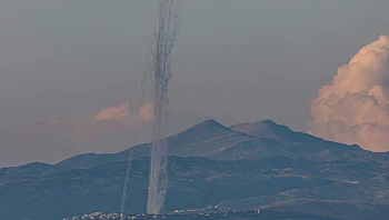 בתקיפה אווירית: צה"ל חיסל מח"ט בחיזבאללה; עשרות שיגורים לגולן