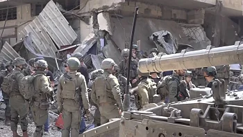 "לא מוותרים": מסע עם הלוחמים שחזרו למעוז חמאס בשכונת זייתון