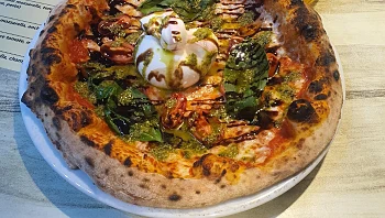 המקום החדש שכל חובב פיצה חייב להכיר: Chez Yoni של השף יוני חיון