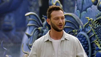 הזוגות מגיעים לתאילנד - וכבר בהתחלה קורה משהו שישנה את הכול