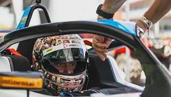 "התאפקתי לא לבכות": נהג המרוצים עלה עם מחווה שהכין לחטופים